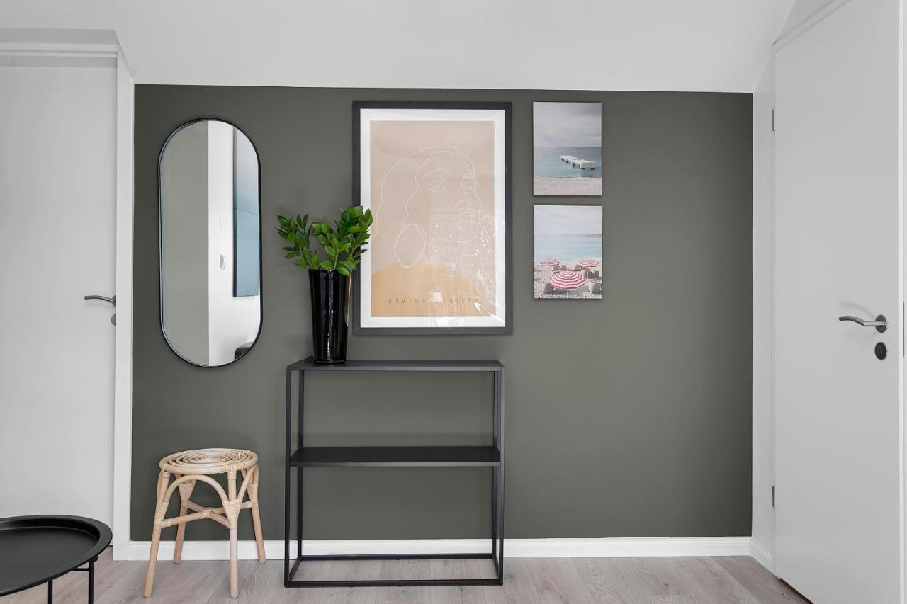 Lokastigur Charming And Inviting Apartment Reykjavik Bagian luar foto