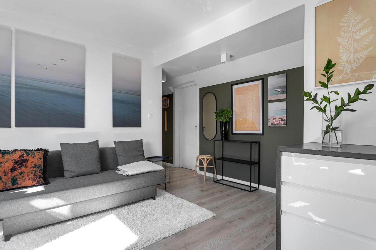 Lokastigur Charming And Inviting Apartment Reykjavik Bagian luar foto