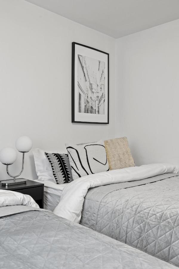 Lokastigur Charming And Inviting Apartment Reykjavik Bagian luar foto